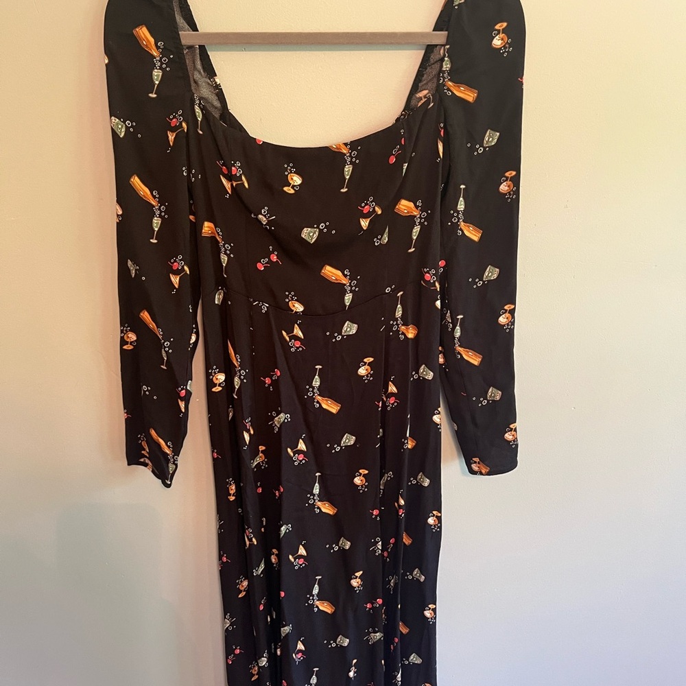 Elegant Black Patterned Dress